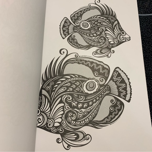 🧚🏿♂️3/$12🧚🏿♂️ Colour therapy book - Picture 3 of 7